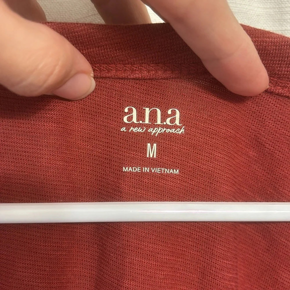 NWT Ana a new approach burgundy t shirt size M - Picture 2 of 7